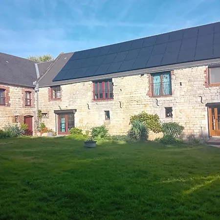 Holiday home Le Bois Du Gart Bossus-Les-Rumigny